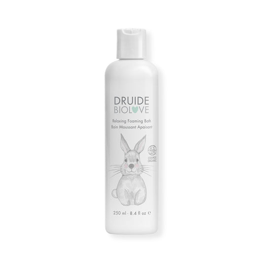 Bain moussant apaisant et biologique pour bébé de la gamme BioLove de Druide.