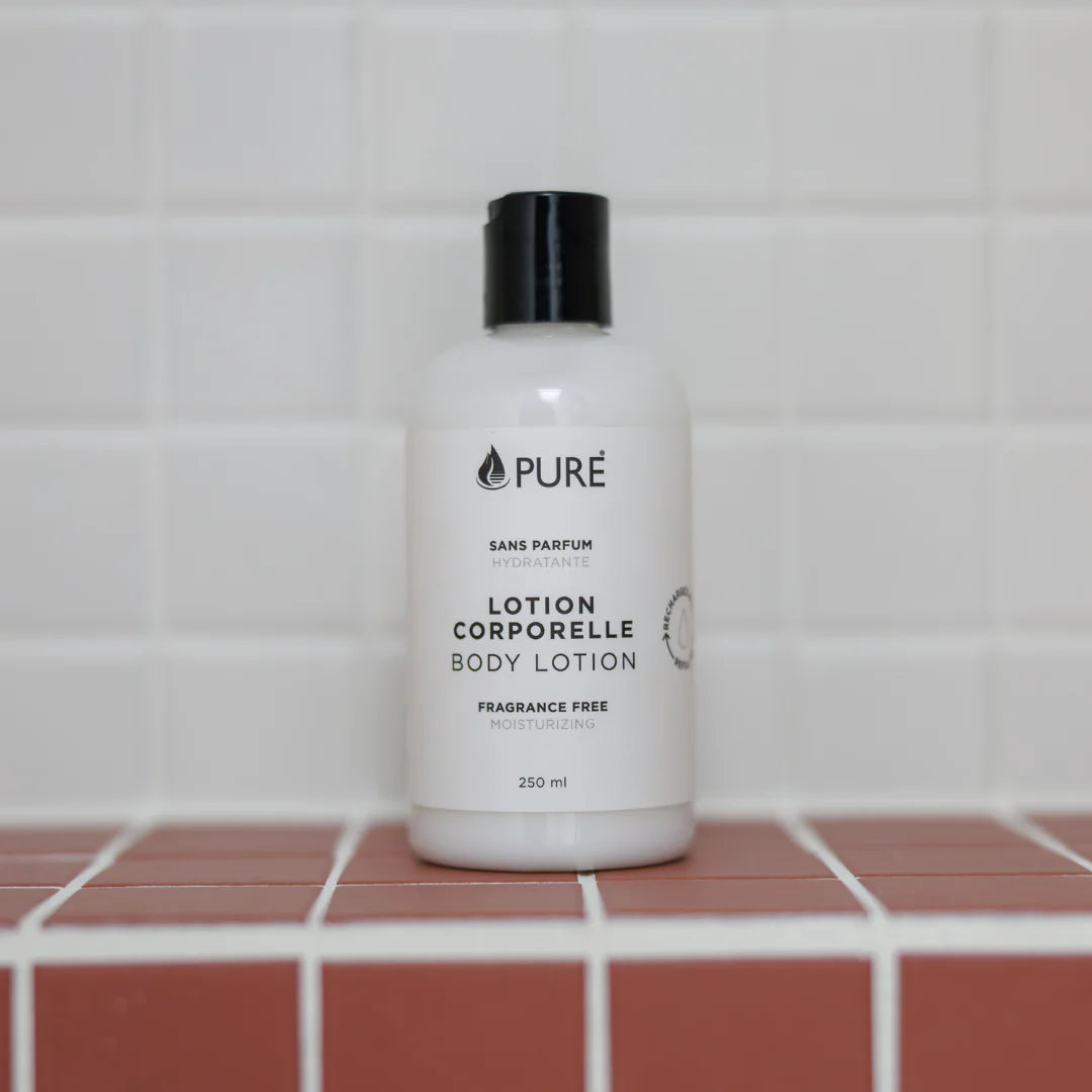 Lotion corporelle naturelle et hydratante PURE, formulée au Québec pour les peaux sensibles