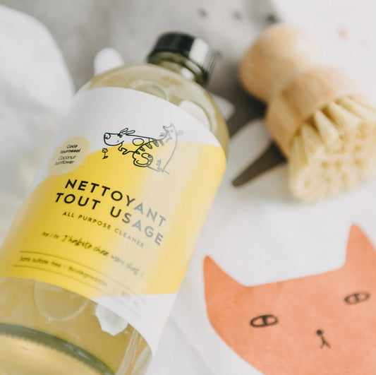 Nettoyant tout-usage écologique au coco et tournesol, de la marque J'habite chez mon chat.
