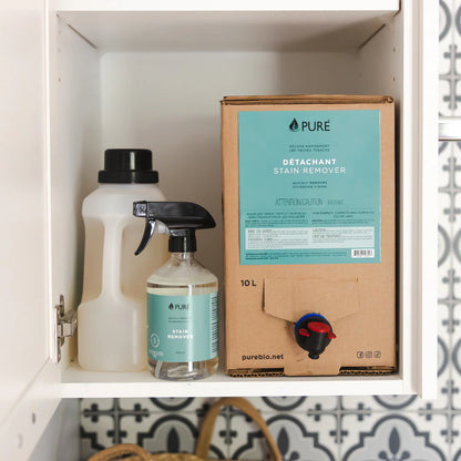 Détachant à tissu écologique PURE pour les taches tenaces, format recharge écologique 10L avec pompe.